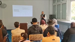 ورشة عمل «أسرى الصور النمطية» في دار السلام بدريسدن – محاضرة عن هوية المسلمين وأنماط حياتهم